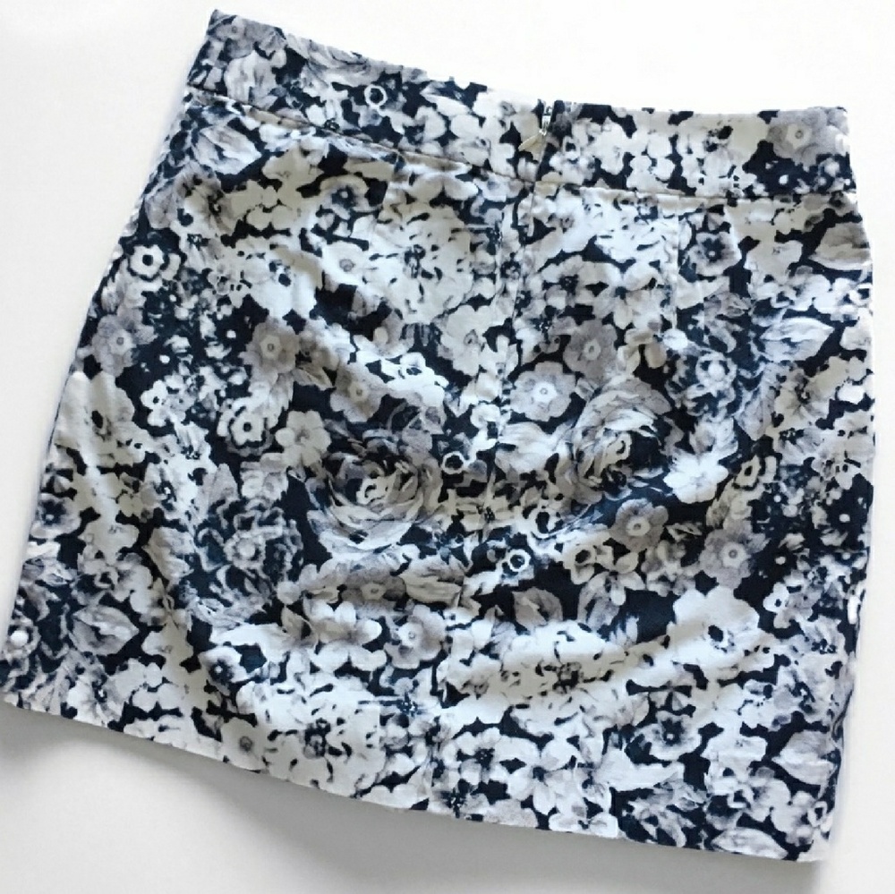 🌞🌞Gap Mini Skirt